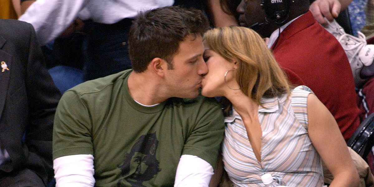 Jennifer Lopez and Ben Affleck Were Filmed Kissing During a PDA-Filled Dinner at Nobu