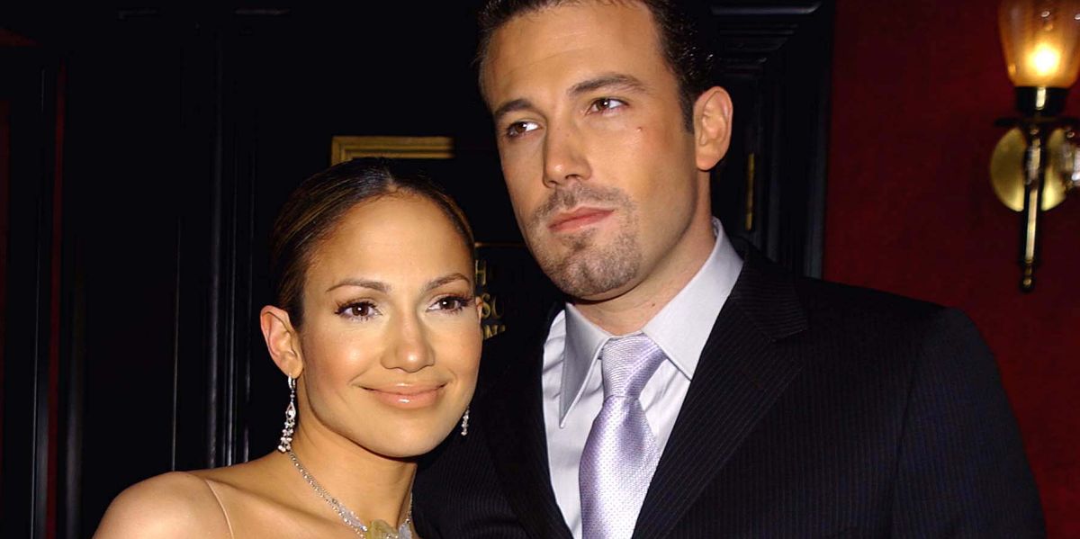 Jennifer Lopez and Ben Affleck Were Photographed Having a Sweet Moment on L.A. Date Night