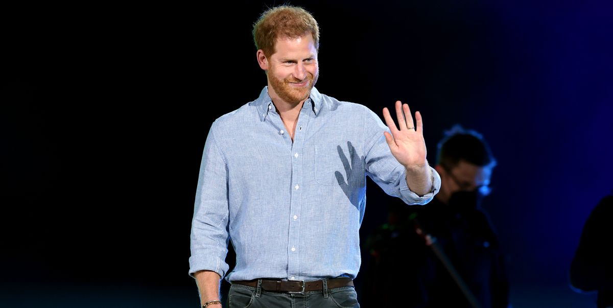 Prince Harry is Writing A Tell-All Memoir to Be Published in 2022