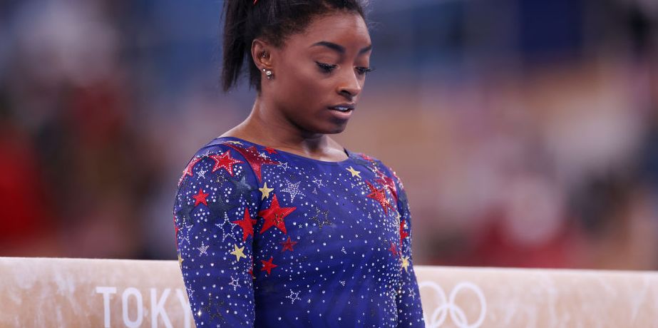 Simone Biles Opens Up About Feeling the ‘Weight of the World’ on Her Shoulders During the Tokyo Olympics