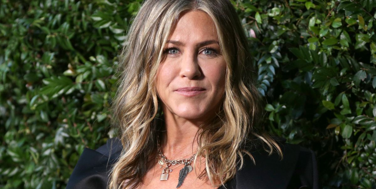 Jennifer Aniston Explains Why She Stopped Seeing Friends Who Refuse to Get Vaccinated