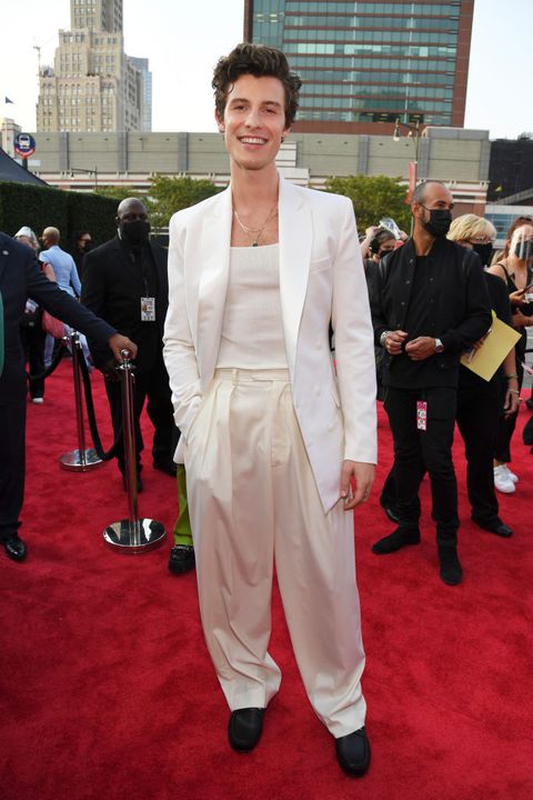 shawn mendes at the 2021 mtv vmas