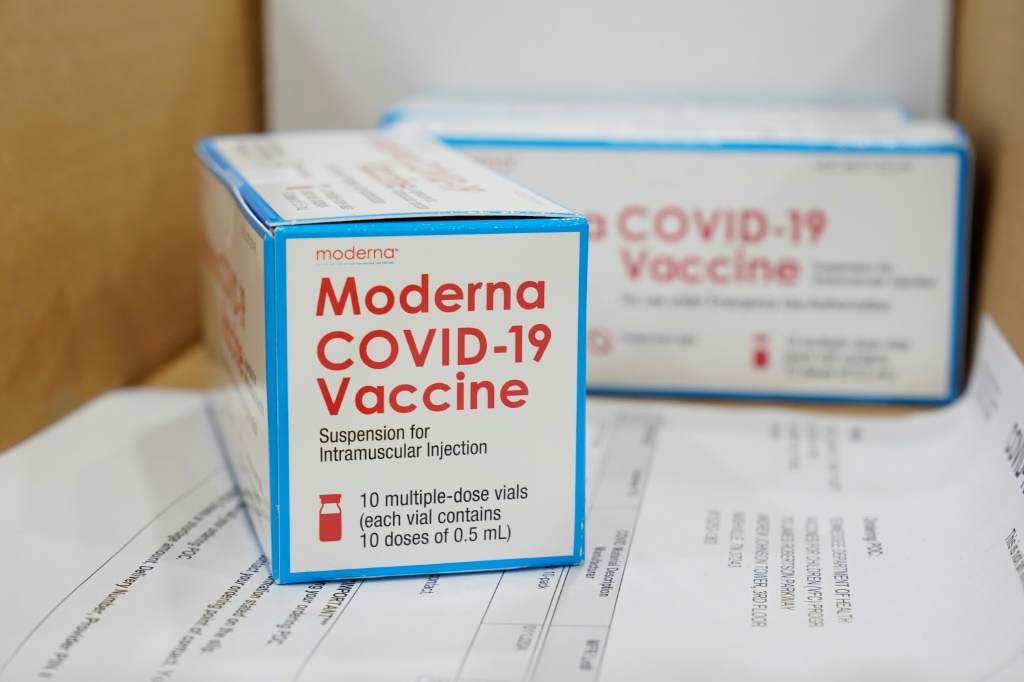 We Might Need Annual COVID-19 Booster Shots, Moderna Chair Says