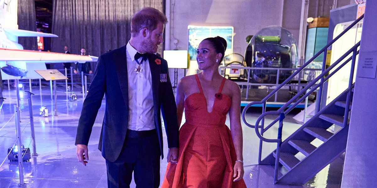 Meghan Markle and Prince Harry Look So in Love in Intimate Photos From Salute to Freedom Gala