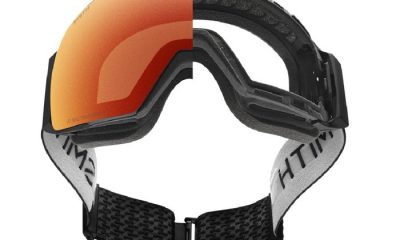 A pair of Smith’s New I/O MAG Imprint 3D snow goggles