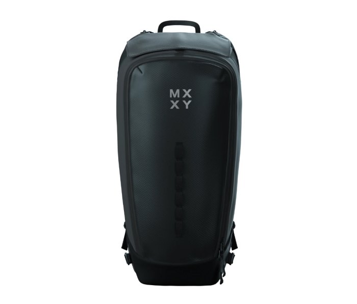 The MXXY hydration backpack system is the first to use to bladders to mix liquids.