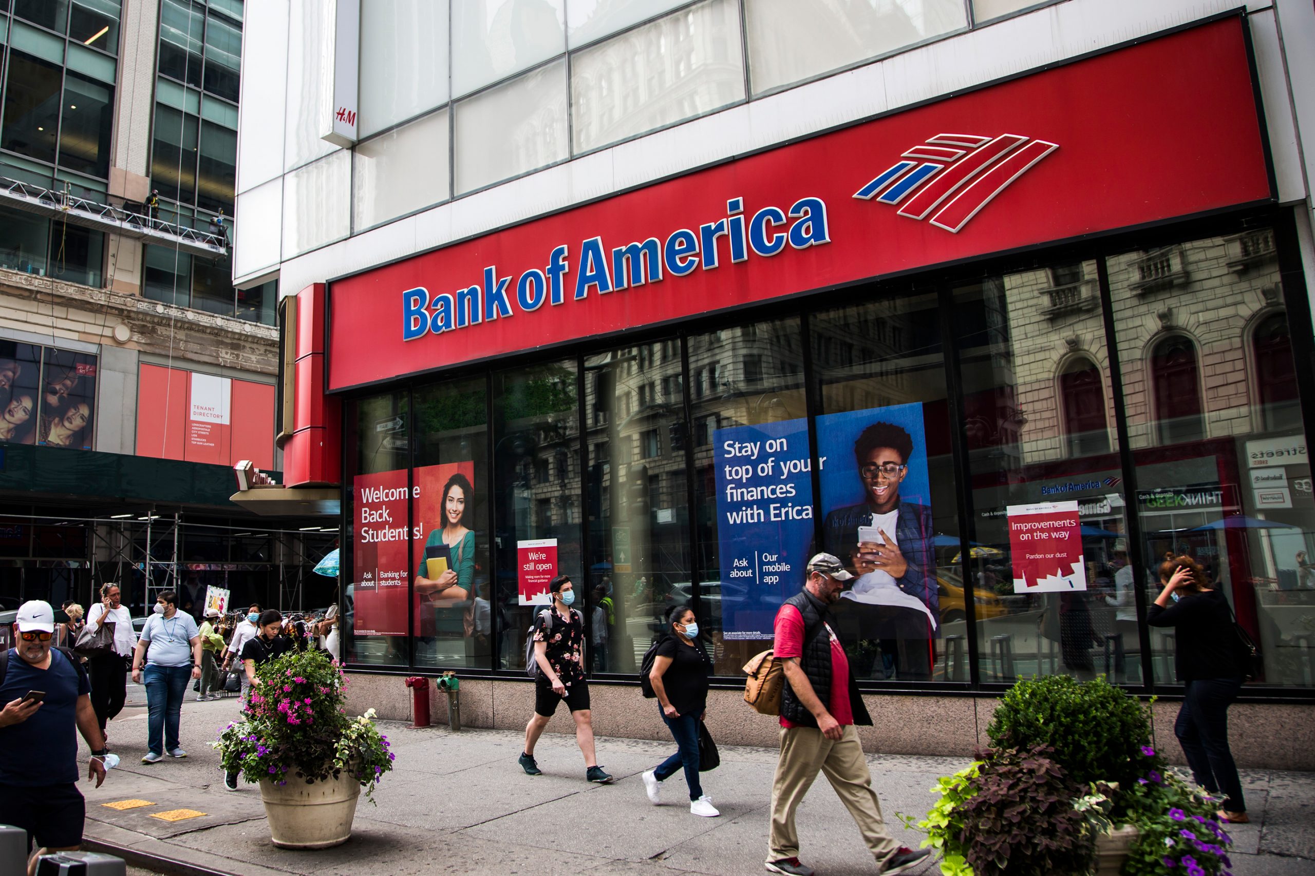 Bank of America warns of looming economic slowdown