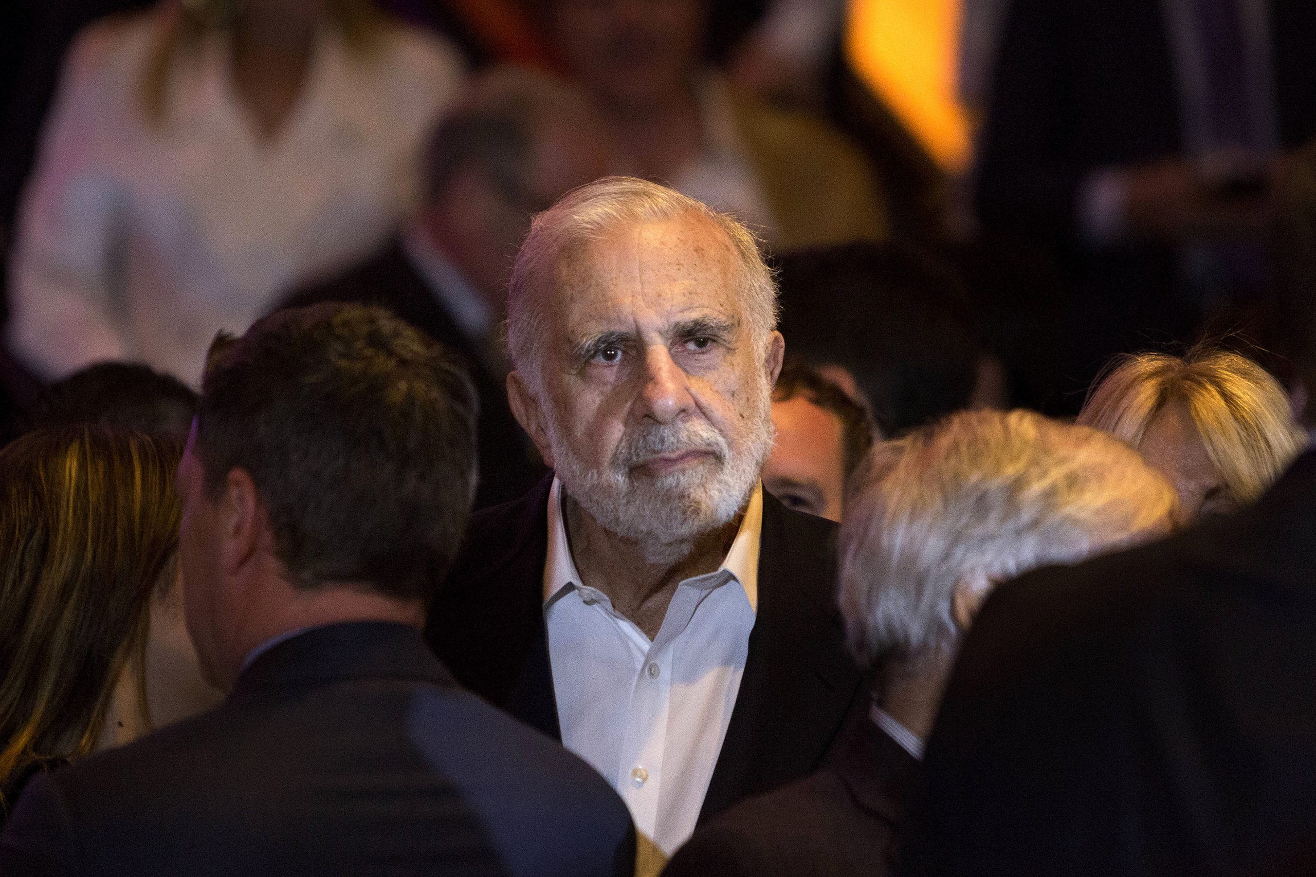 Carl Icahn says Blackrock and other big firms should support his pig fight with McDonald’s