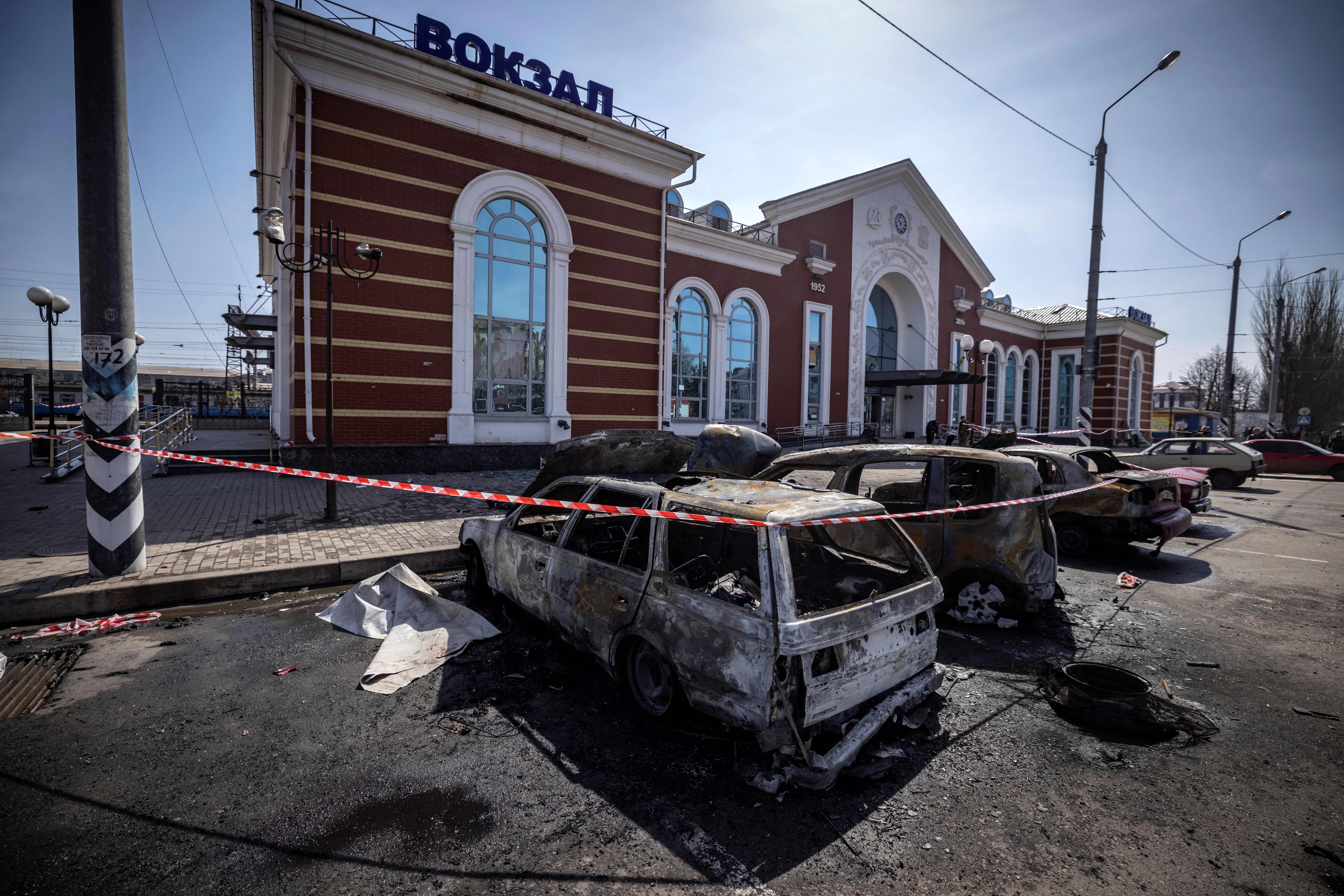 Moscow tries to blame Ukraine for Russian missile that killed dozens in train station bombing