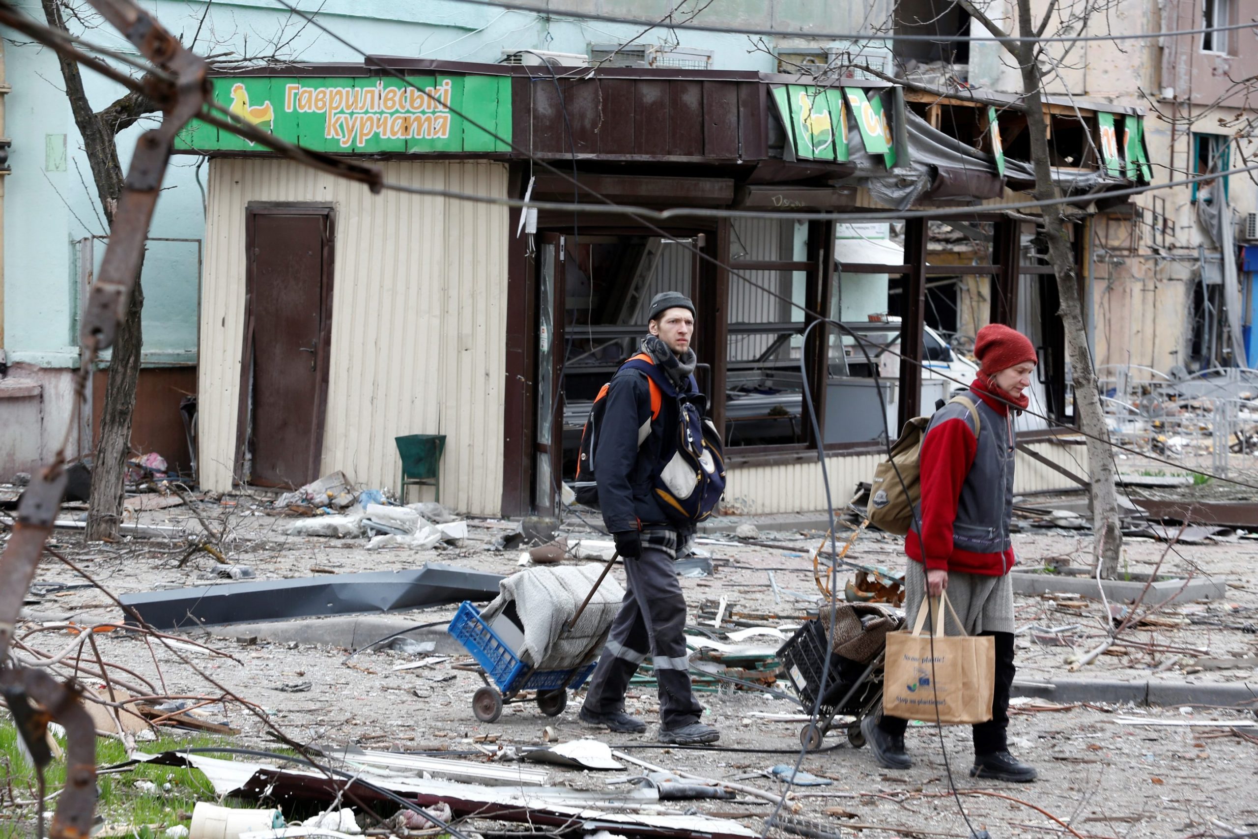 Putin says Russia has seized Mariupol, calls off storm of Ukrainian troops